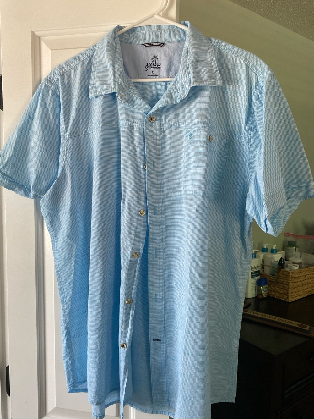 Izod Light Blue Short-Sleeve Casual Button-Down Shirt
